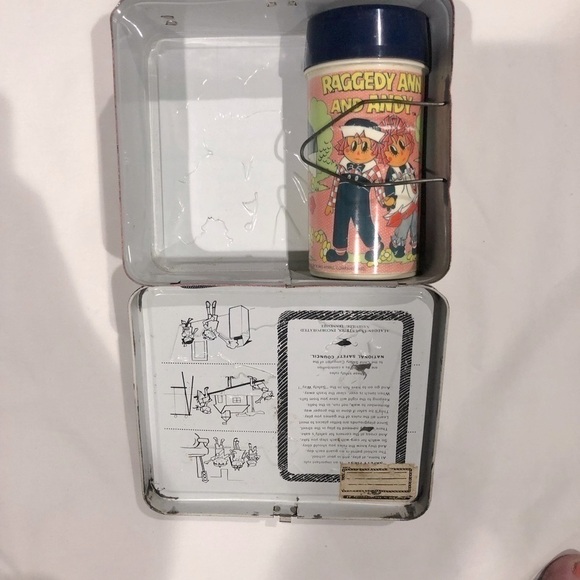 Raggedy Ann and Andy 1973 metal antique lunchbox and thermos - Picture 7 of 12